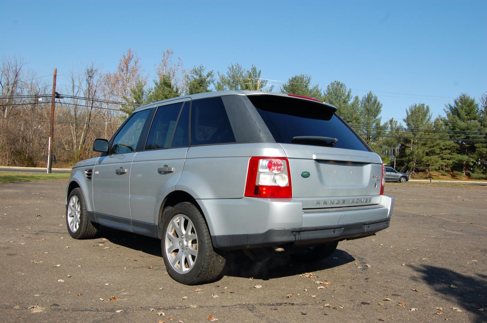 2009 Silver /Beige Leather Land Rover Range Rover Sport HSE (SALSK25419A) with an 4.4L V8 DOHC 32V engine, Automatic transmission, located at 6528 Lower York Road, New Hope, PA, 18938, (215) 862-9555, 40.358707, -74.977882 - Here we have a nice Range Rover Sport with a 4.4L V8 putting power to all four wheels via an automatic shifting transmission. The interior offers beige leather with wood trim, keyless entry, dual climate controls, heated seats front and back, AM/FM/CD/AUX radio with navigation, Harman/Kardon speaker - Photo#3